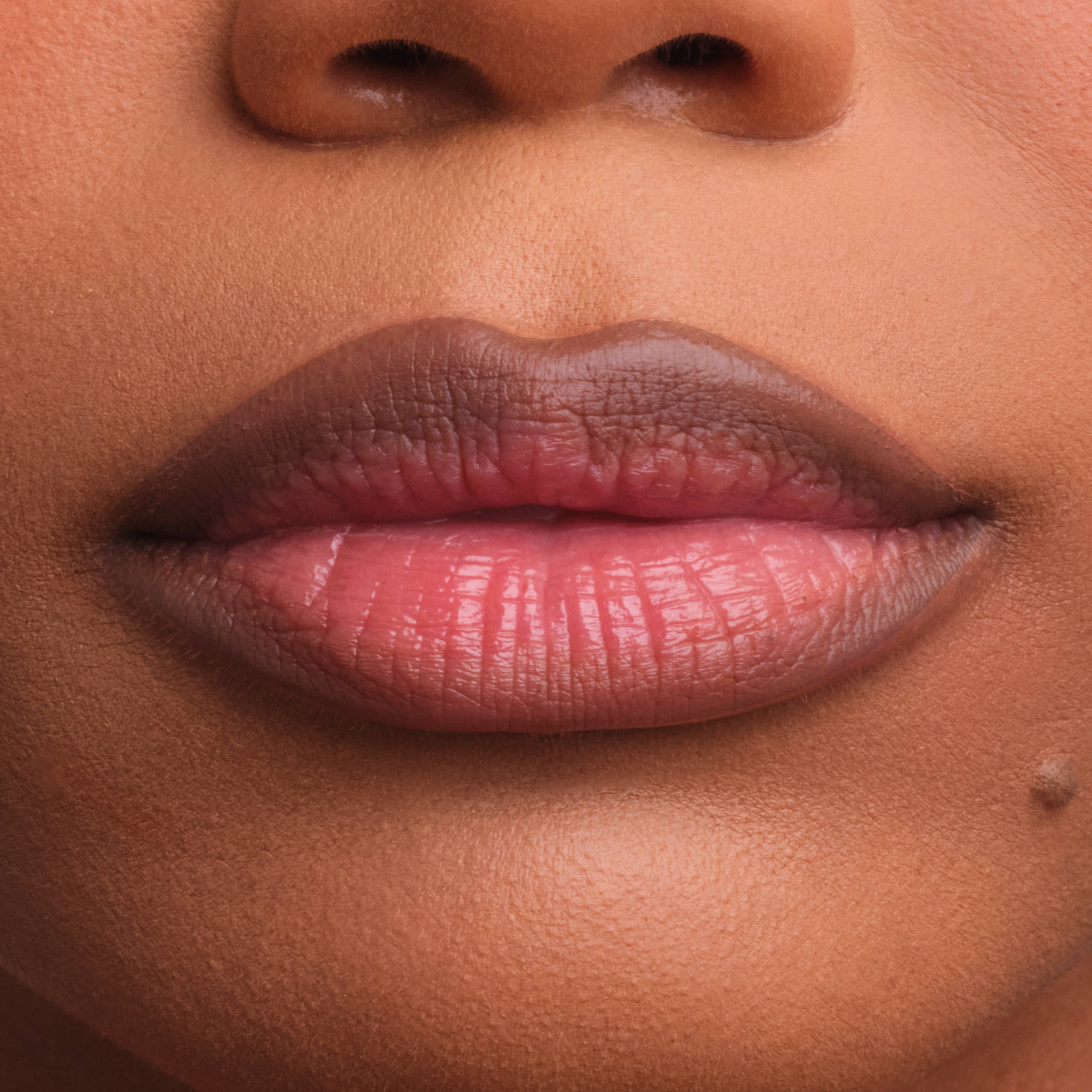 EXO Lip Liner
